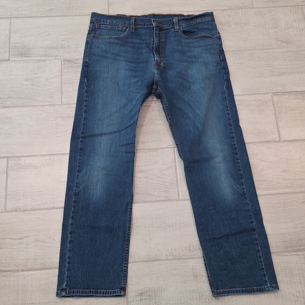Levi's 505 Mens Size 38x30 Straight Leg Stretch Medium Wash